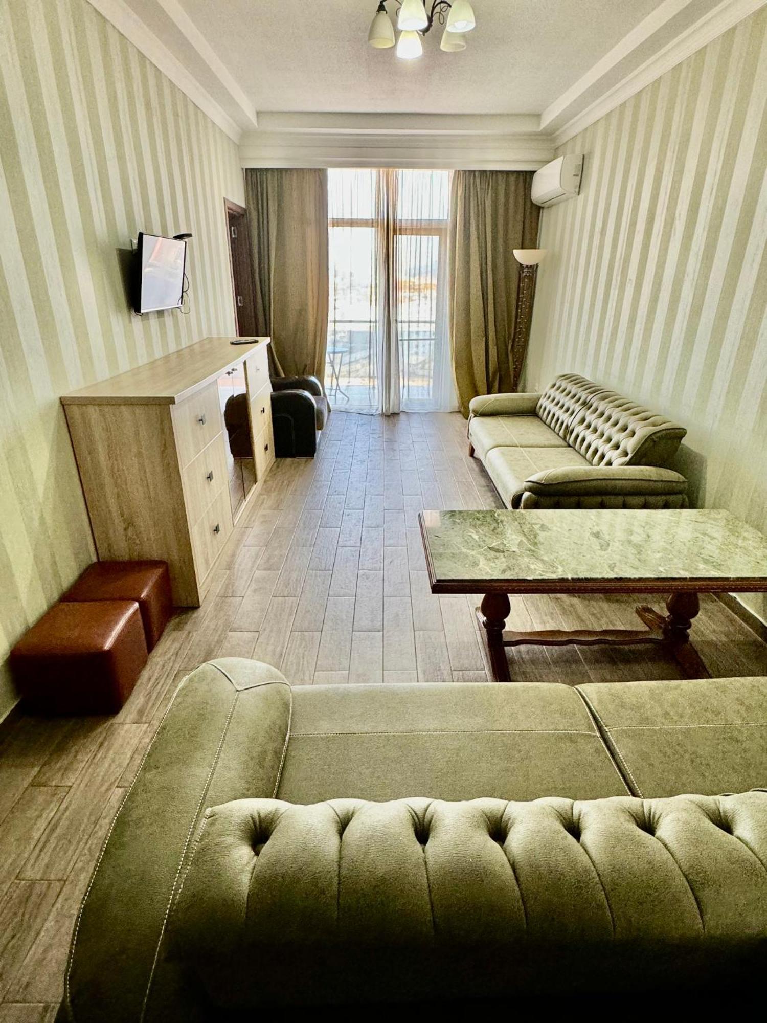 David Apt 1A Batumi Exterior photo